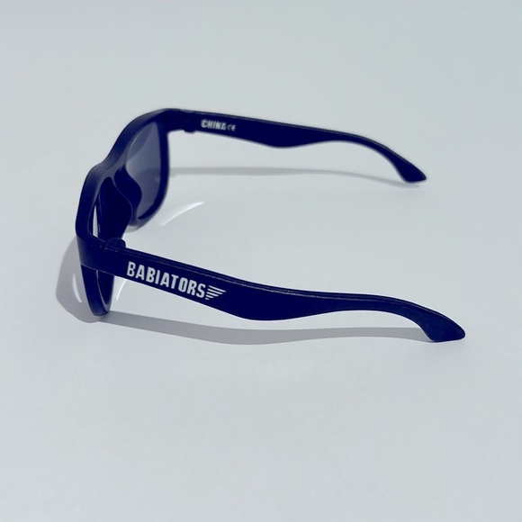 Babiators Navigators (black 3-5) - Picture 5 of 6